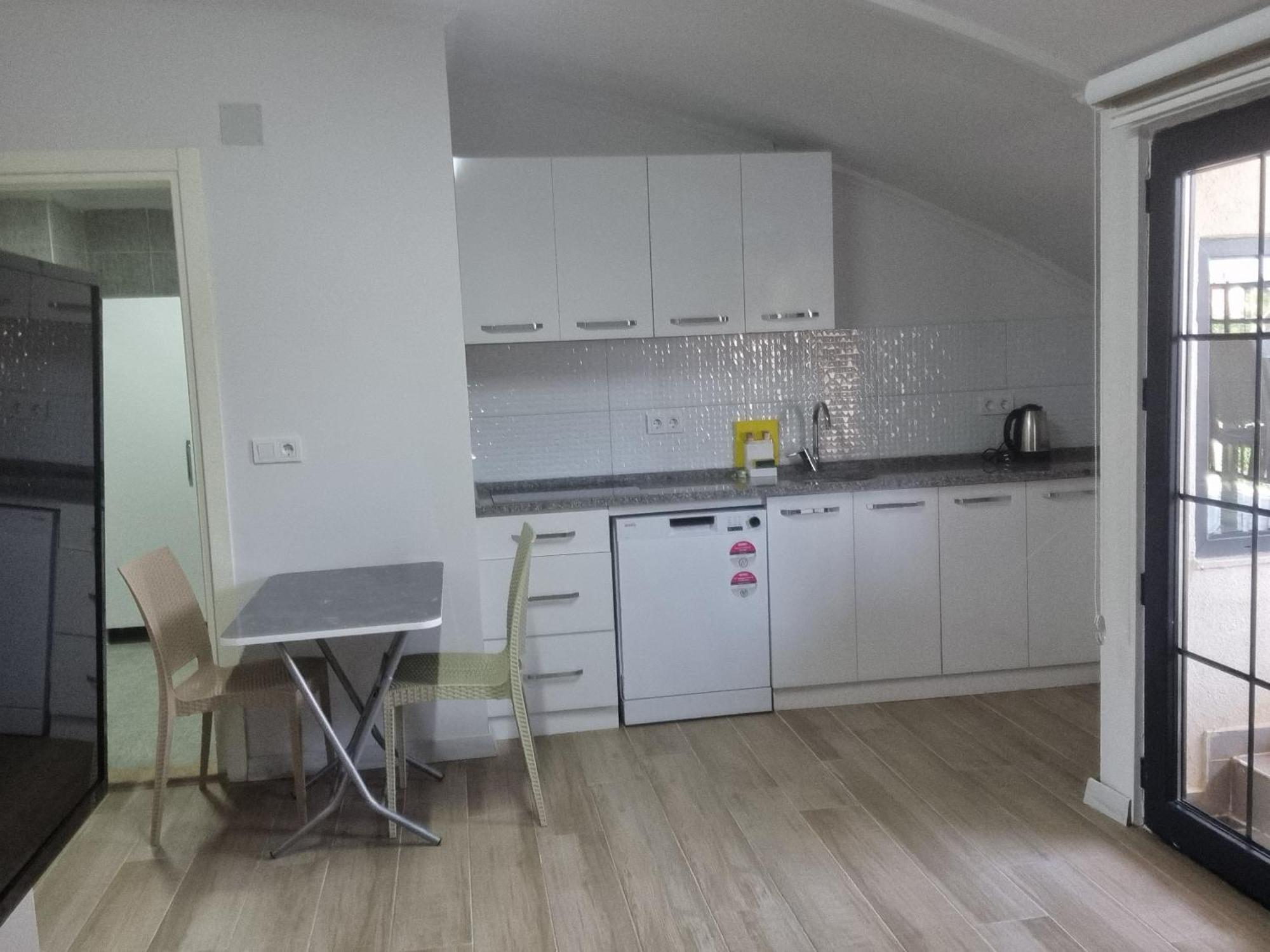 Yasam Park Apart Hotel - Fethiye Calis Beach Номер фото